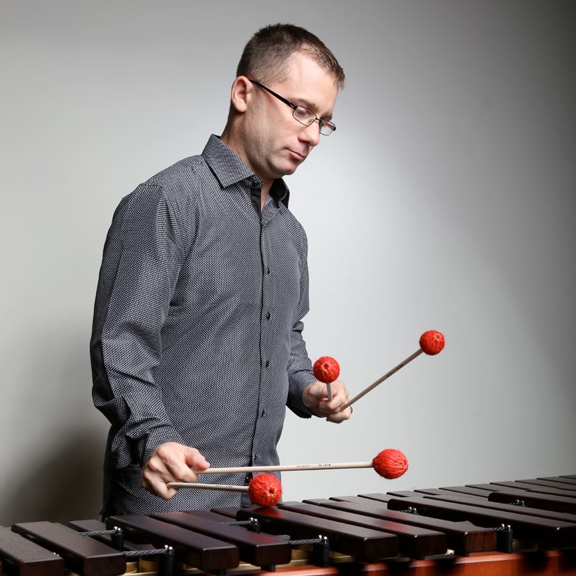 vic-firth-m270-corpsmaster-iain-moyer-marimba-mallets-medium-soft-medium image 5
