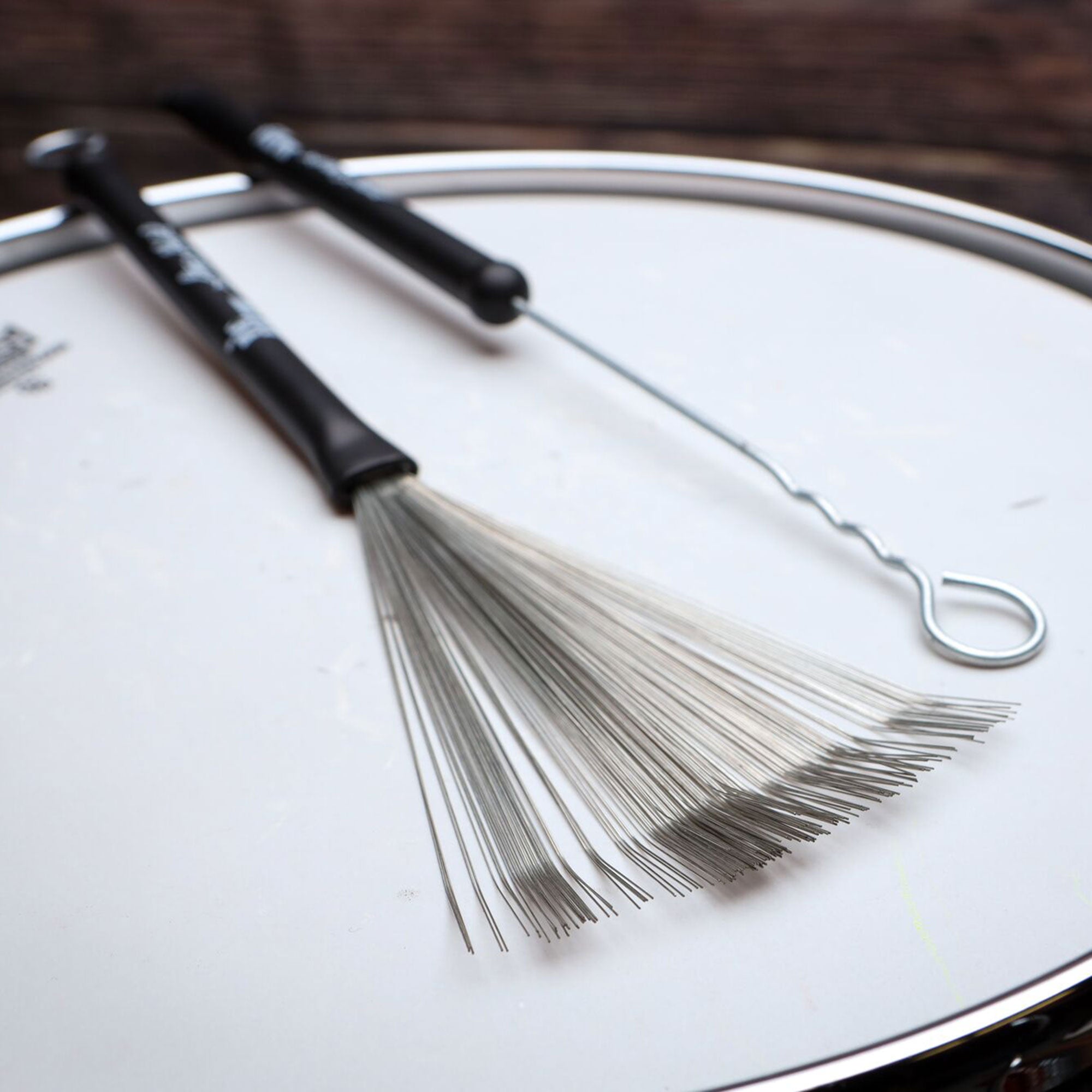 vic-firth-steve-gadd-wire-brushes-jazzbesen-ausziehbar image 6